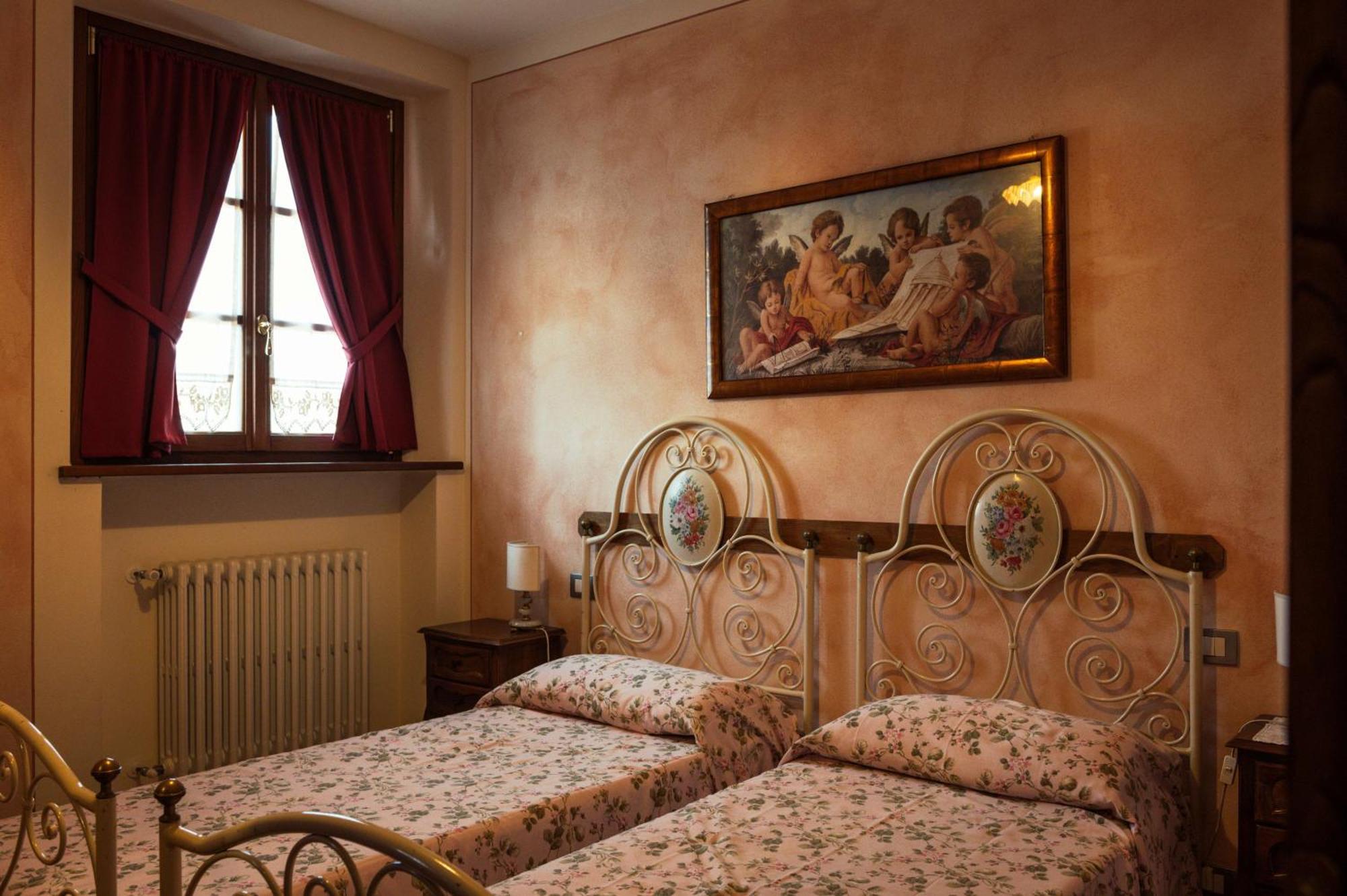 Agriturismo Casal Gheriglio ลูชินญาโน ภายนอก รูปภาพ