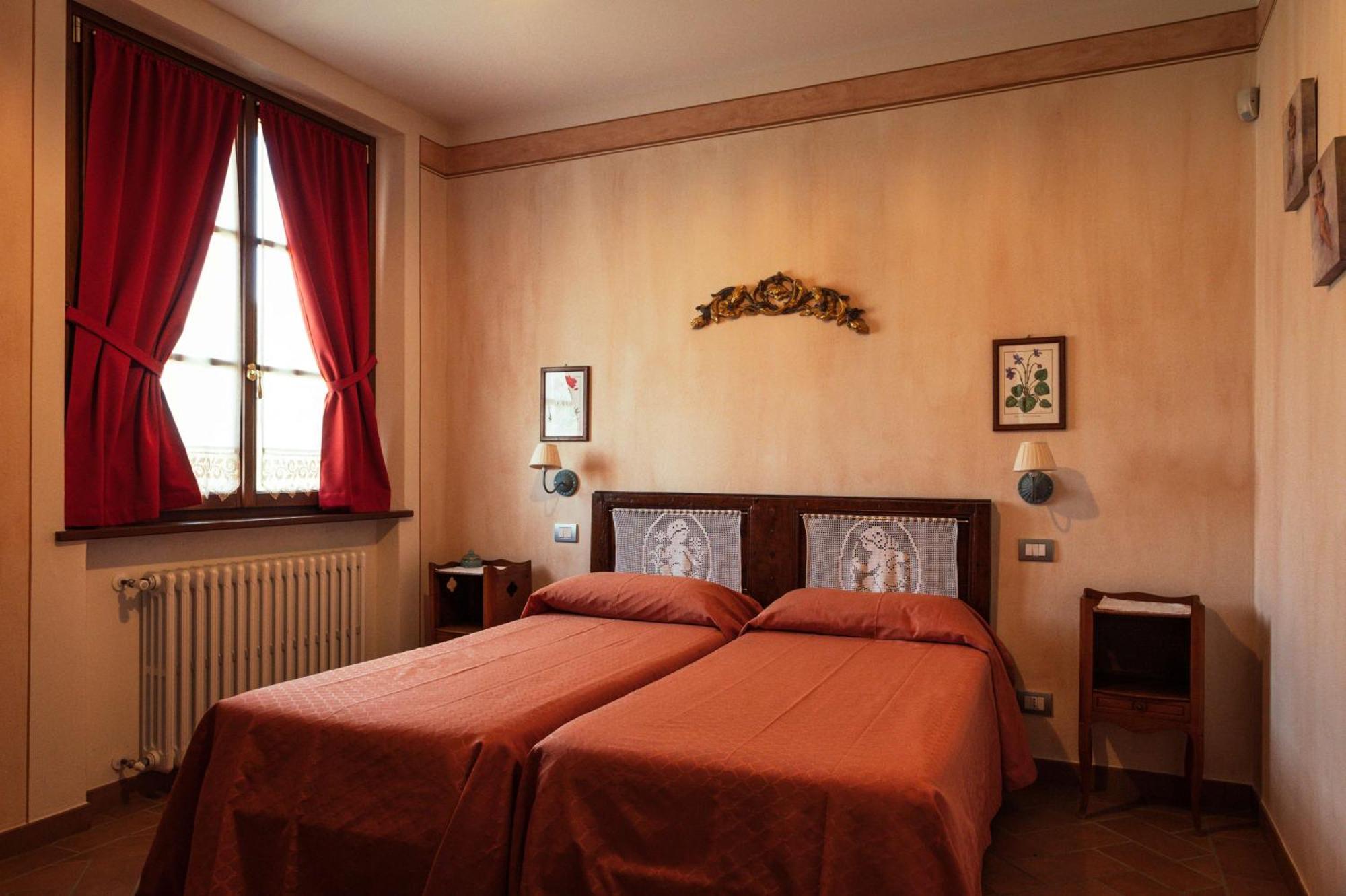 Agriturismo Casal Gheriglio ลูชินญาโน ภายนอก รูปภาพ