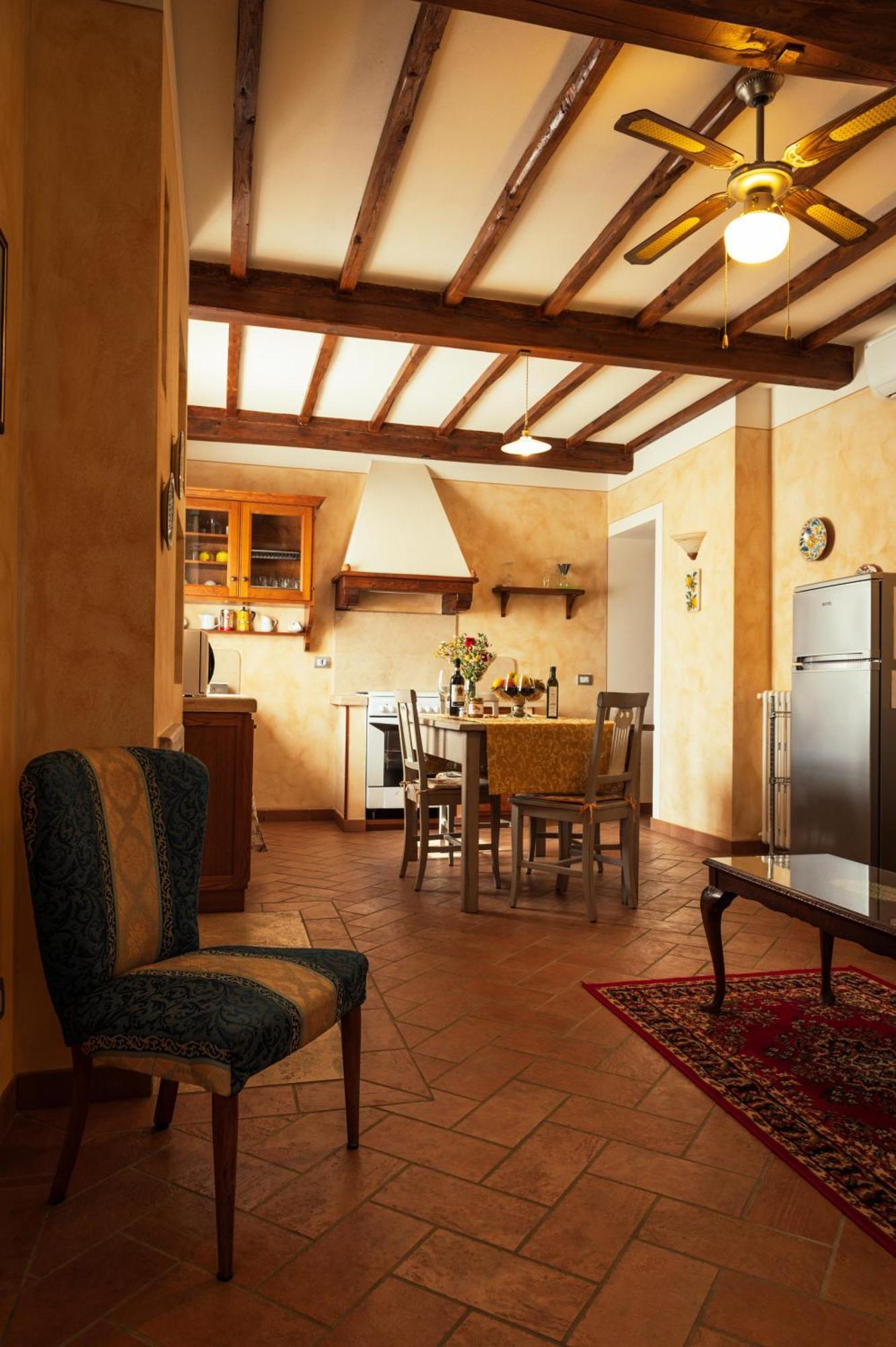 Agriturismo Casal Gheriglio ลูชินญาโน ภายนอก รูปภาพ