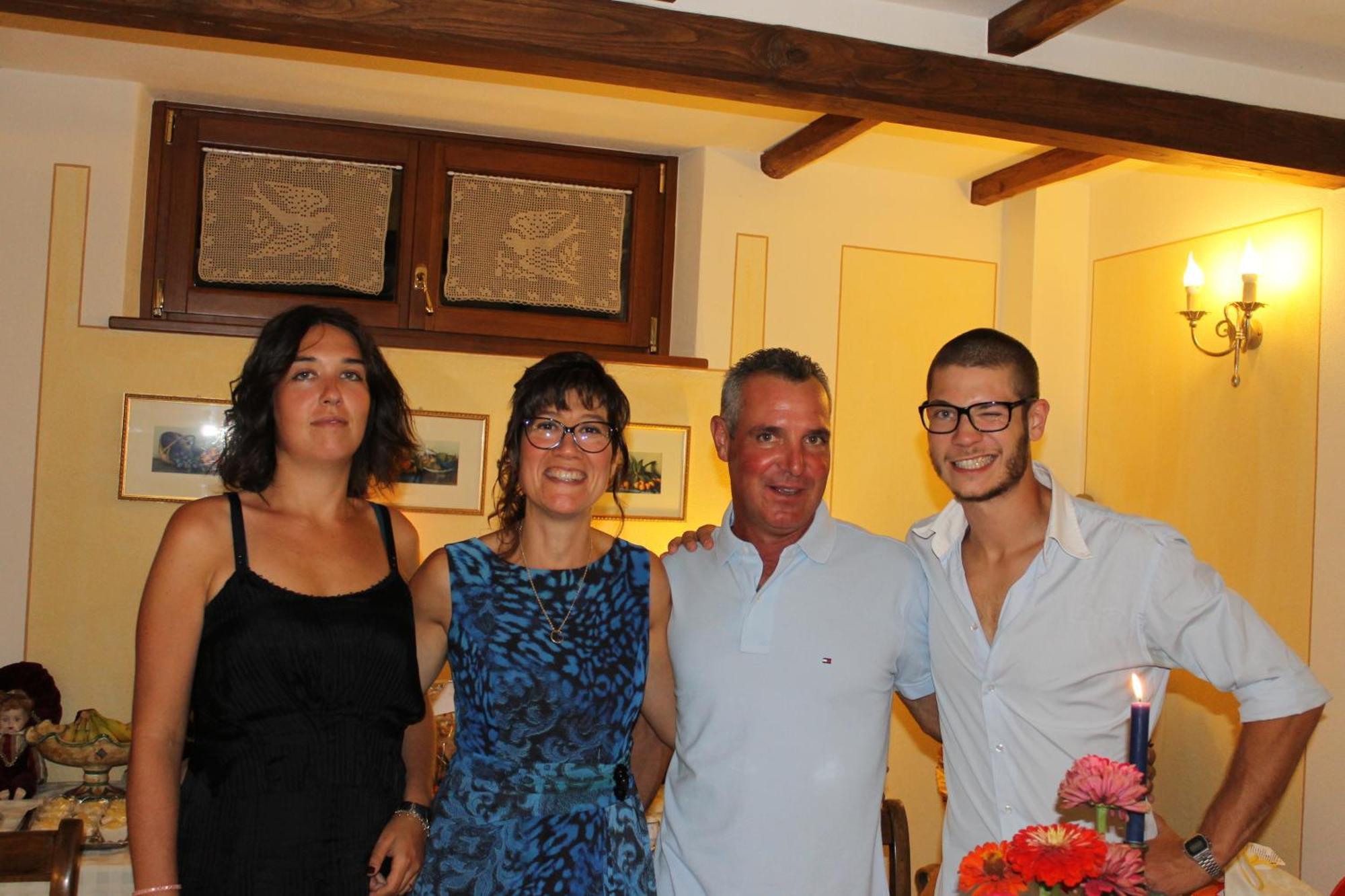 Agriturismo Casal Gheriglio ลูชินญาโน ภายนอก รูปภาพ