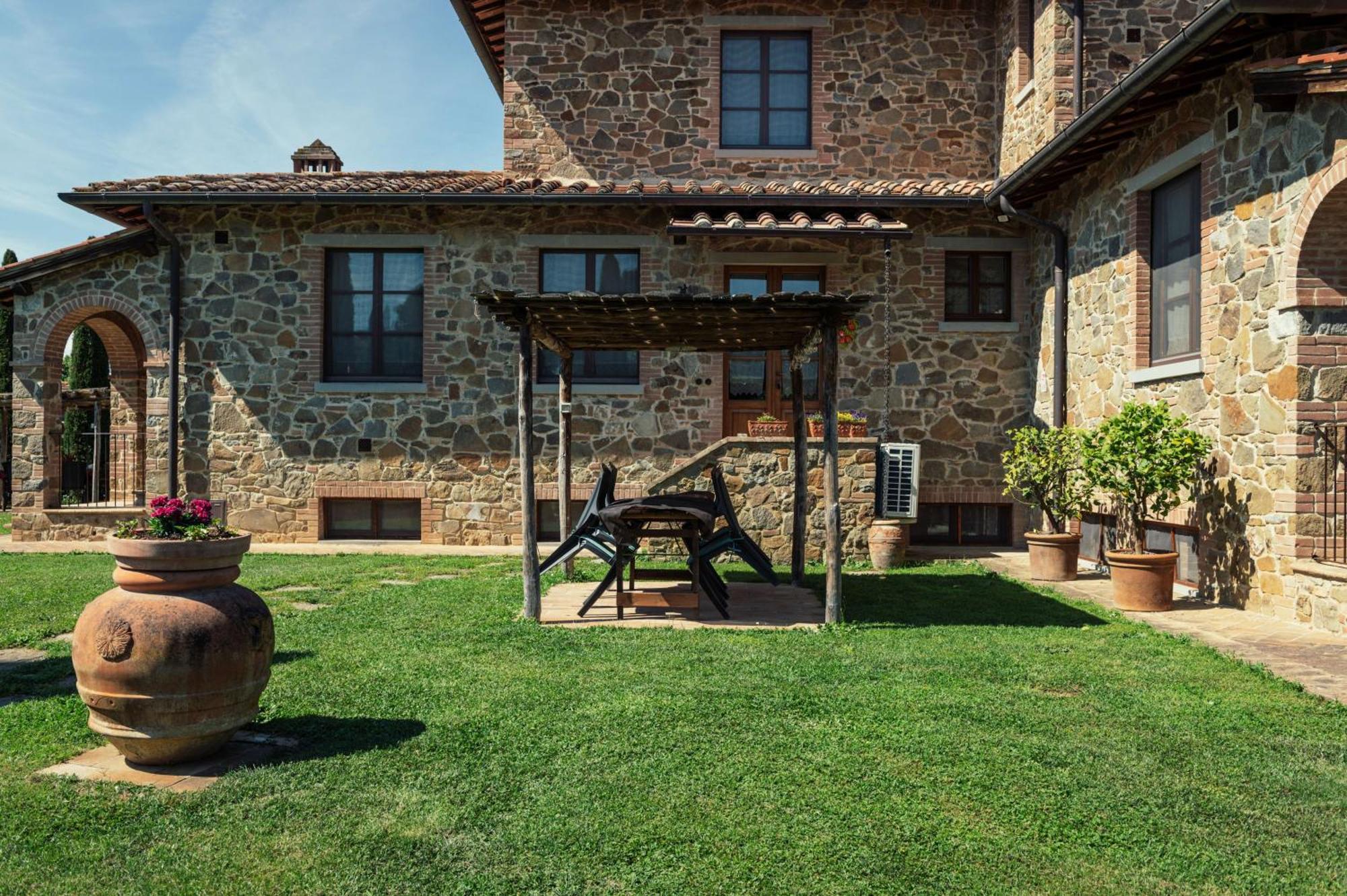 Agriturismo Casal Gheriglio ลูชินญาโน ภายนอก รูปภาพ